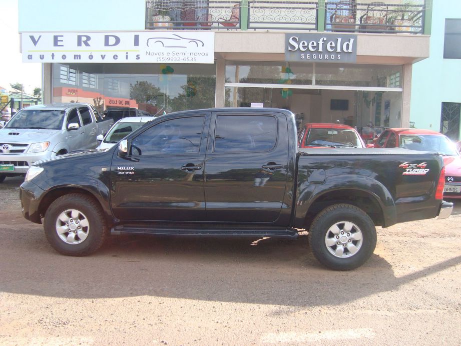 Toyota Hilux CD SRV D4-D 4×4 3.0 TDI Diesel Automática 2006 Preta