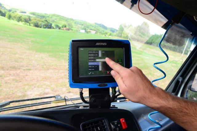 Multinacionais apostam em negócios ligados a serviços e agricultura de precisão