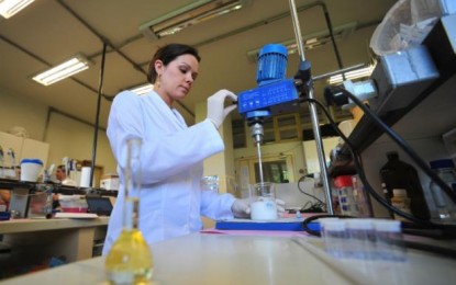 Pesquisadores desenvolvem protetor solar com matéria-prima gaúcha