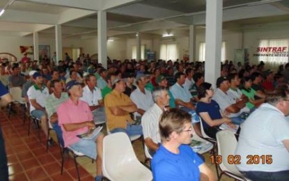 Entidades da região celeiro discutem soluções para a crise do leite em Tenente Portela