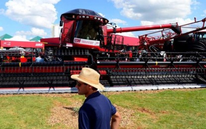 Ministra da Agricultura avisa que juro para comprar máquinas vai subir