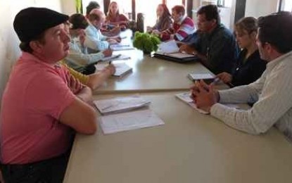Agricultores familiares tem dificuldade de prorrogar dívidas após crise no setor leiteiro