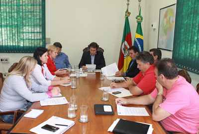 Fetraf-RS discute pautas da agricultura familiar com secretarias