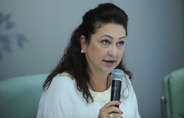 Kátia Abreu anuncia acordo de exportação de lácteos para Rússia