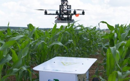 Robô emite luz capaz de mapear lavouras