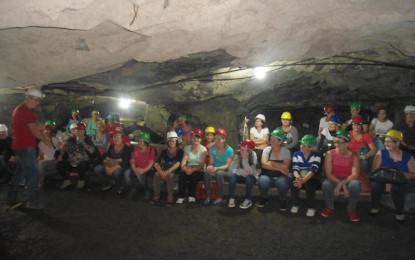TIRADENTES DO SUL, GRUPO DE MULHERES AGRICULTORAS VIAJAM A AMETISTA DO SUL.