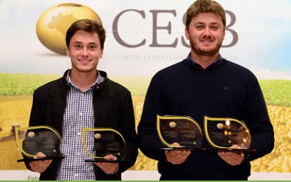 PRODUTOR DE GUARAPUAVA (PR) BATE RECORDE NACIONAL DE PRODUÇÃO DE SOJA