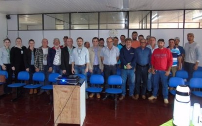 Redentora, Administração se reúne com a diretoria da Mais Frango e agricultores