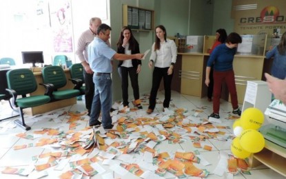 Primeiro sorteio da campanha Sonho de Prêmios 2017/2018 é realizado pela Cresol Sicoper