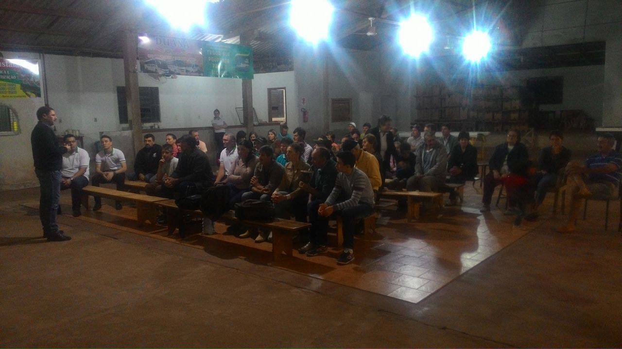 Agricultores do município de Barra do Guarita participam de evento sobre Cooperativismo.