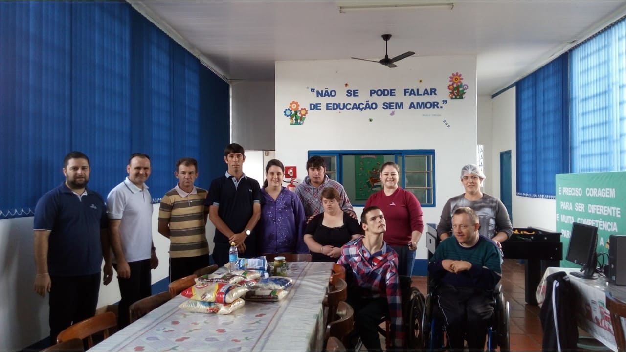  Cresol de Humaitá realiza entrega de donativos à famílias e entidades do município