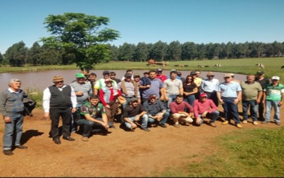 Agricultores de Vista Gaúcha participaram de uma viagem para conhecer novas Experiências