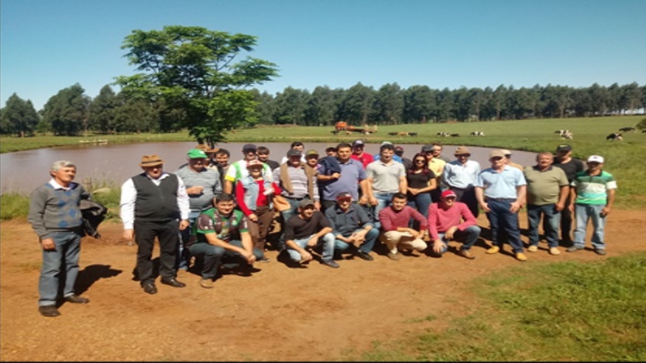 Agricultores de Vista Gaúcha participaram de uma viagem para conhecer novas Experiências