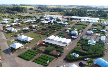 Iniciou a maior feira da agricultura familiar do país