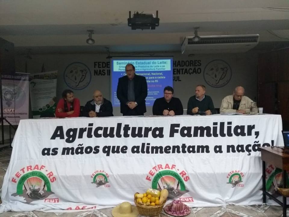 A crise do leite e as perspectivas para a agricultura familiar