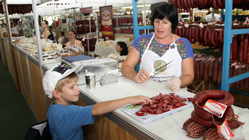 Pavilhão da Agricultura Familiar vende 51,19% a mais no primeiro dia